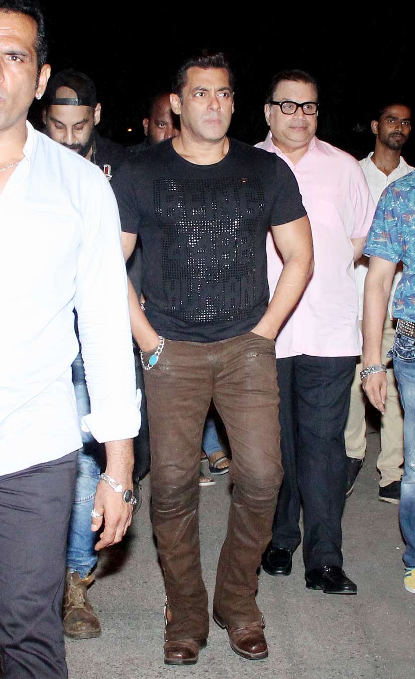 Salman Khan on a promotional spree of his film Tubelight