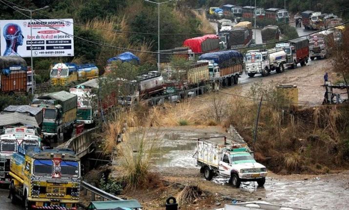 J&K admin orders proper maintenance of Jammu-Srinagar